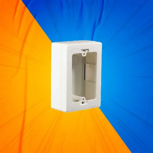 [0600CS0506] CAJA CHUQUI PVC LISA MEC