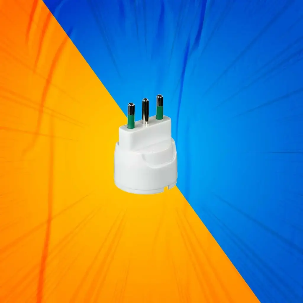 [0300MA0276] ADAPTADOR SCHUKO MAC C/TIERRA BLANCO 16A MEC